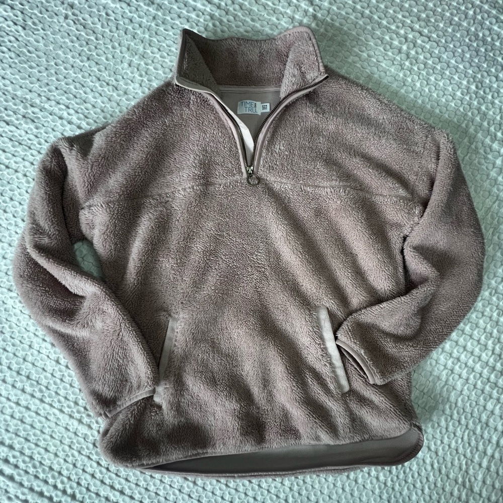 Women’s Small Time and Tru Pullover